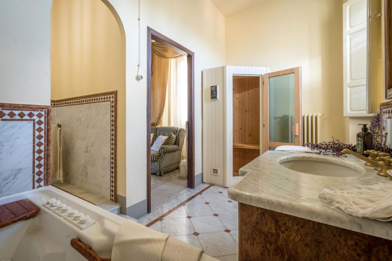 Villa Ines Charme Near Lucca Altopascio Eksteriør billede